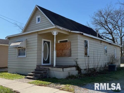 403 S MAIN Street, Harrisburg, IL
