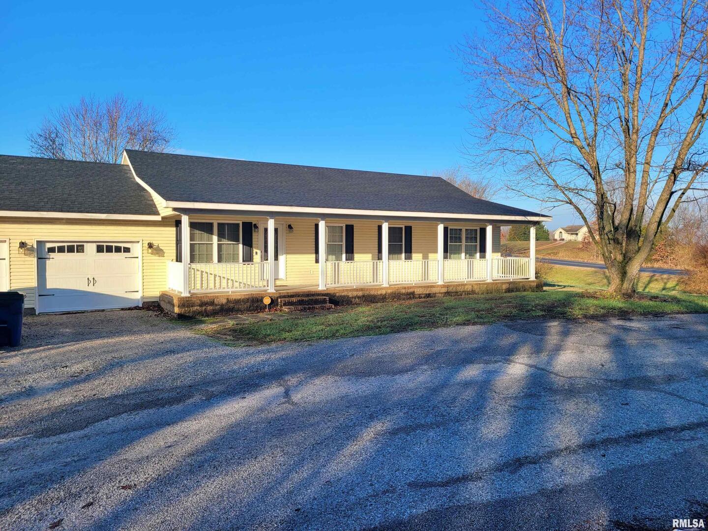 42 COUNTY LINE Road, Metropolis, IL