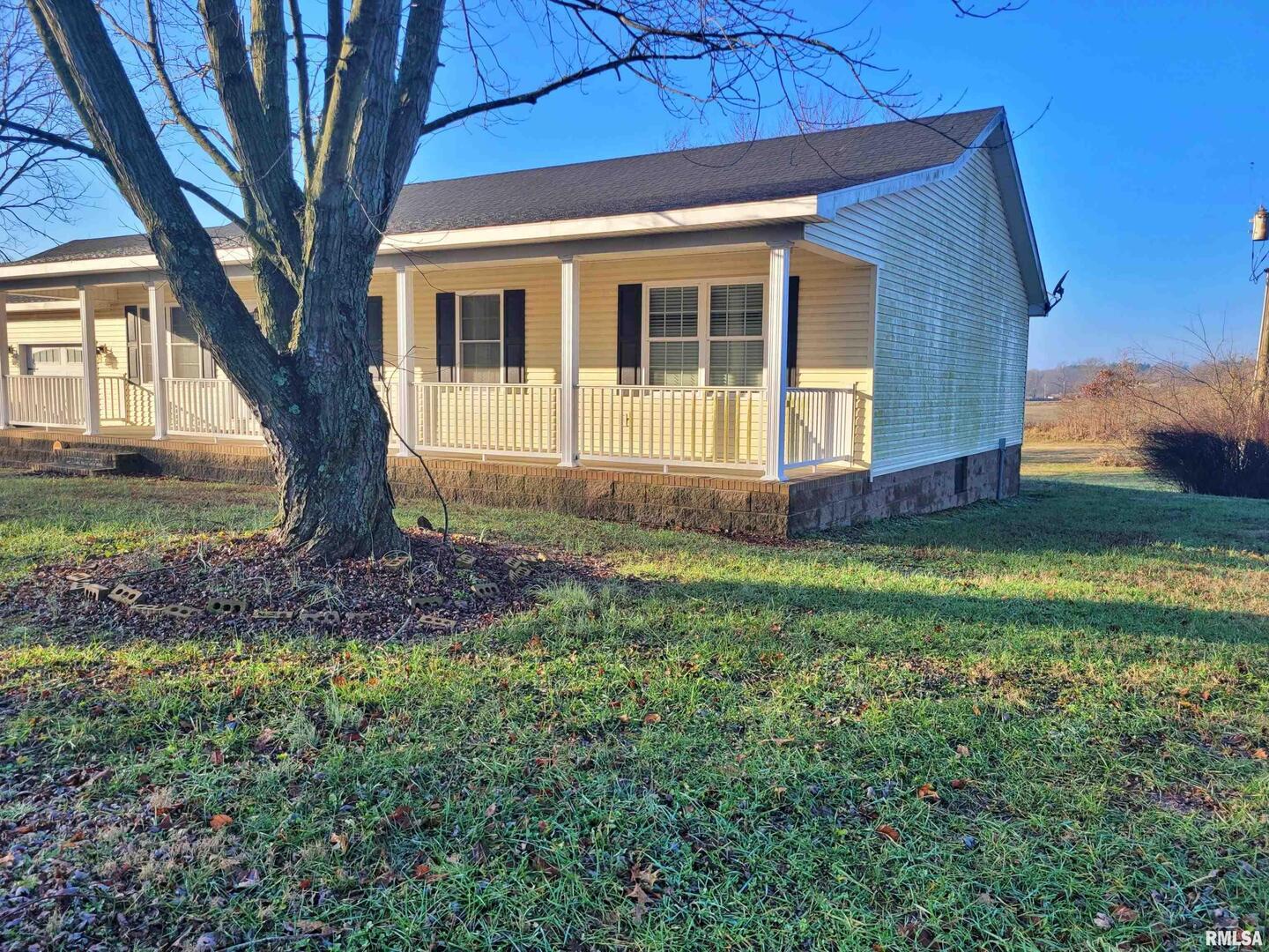 42 COUNTY LINE Road, Metropolis, IL