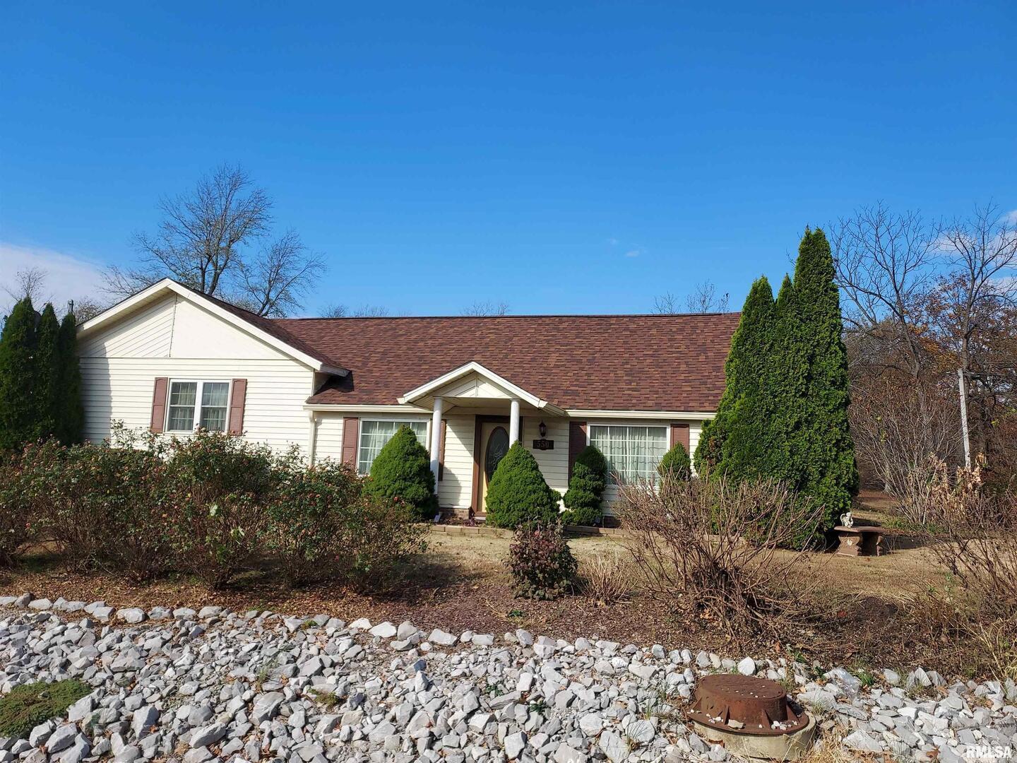 550 S VIENNA Road, Olmsted, IL