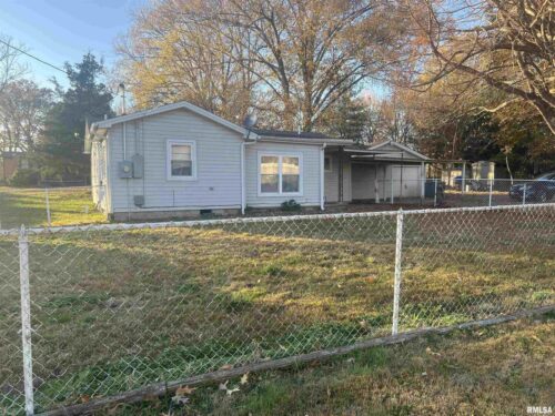 202 S ELM Street, Cambria, IL