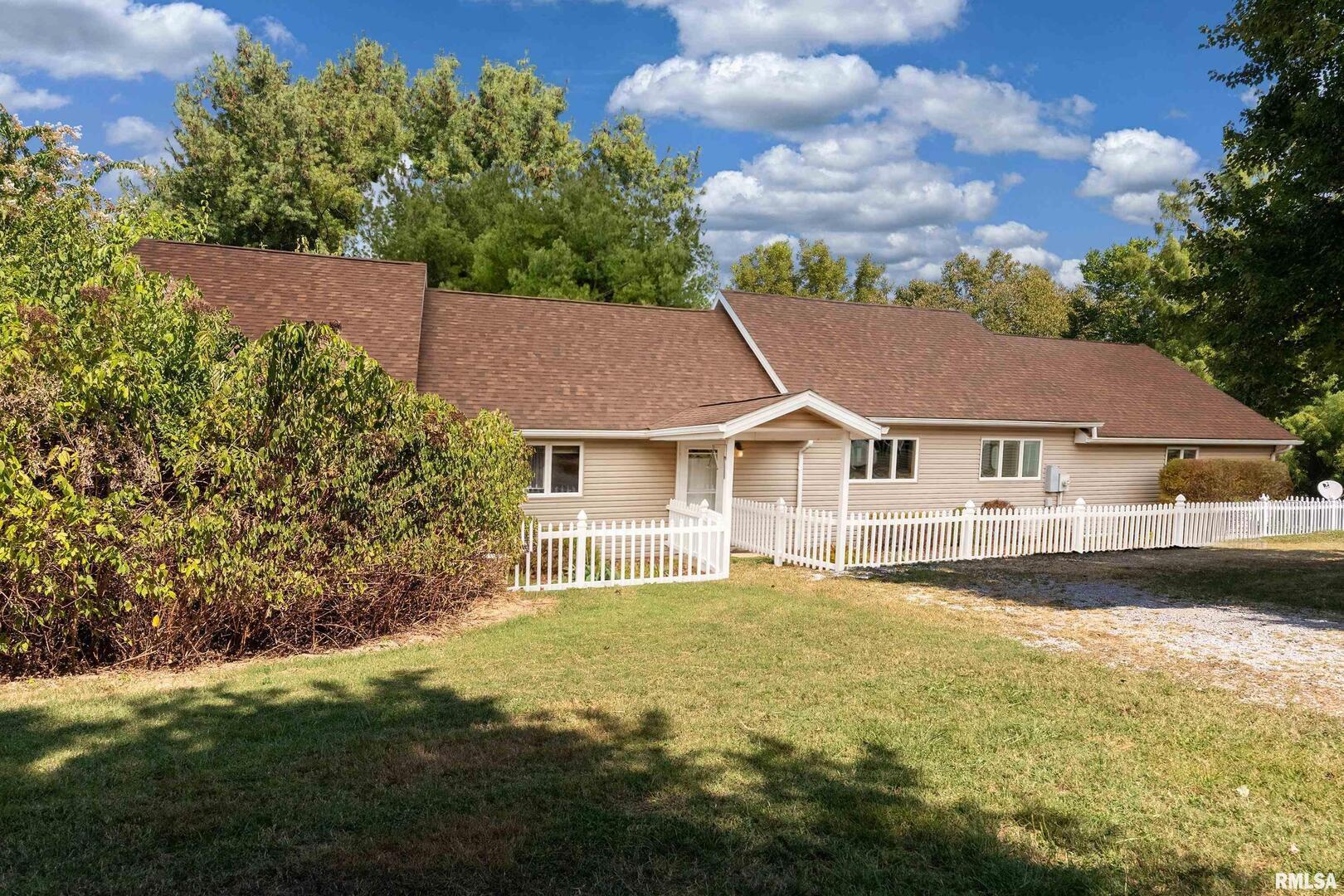 350 Oak Grove Road, Makanda, IL