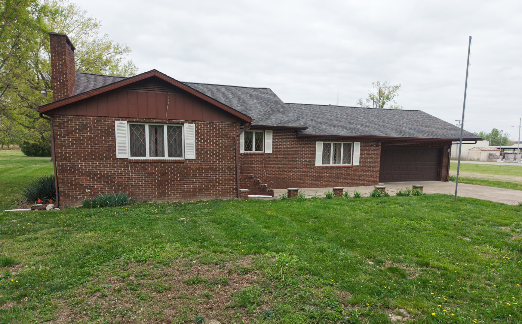 8576 Old 13 Route, Marion, IL