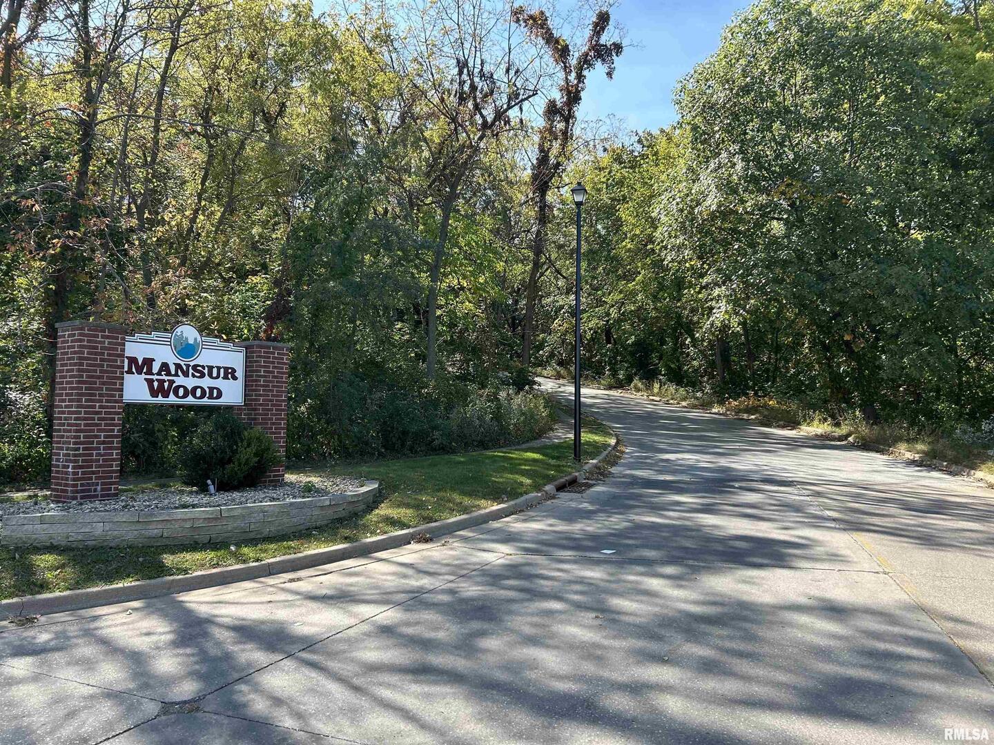 908 REBECCA Lane, Carbon Cliff, IL