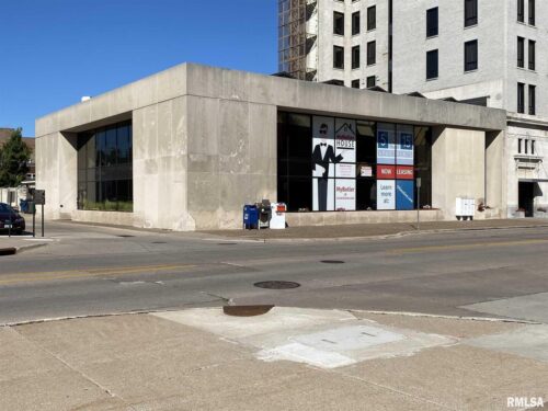 501 15TH Street #Lower, Moline, IL