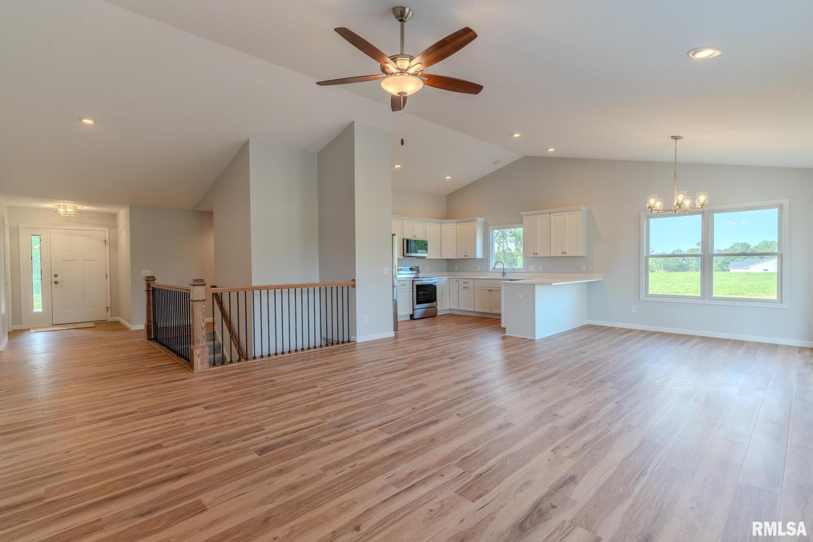 941 9TH Avenue, Clinton, IA
