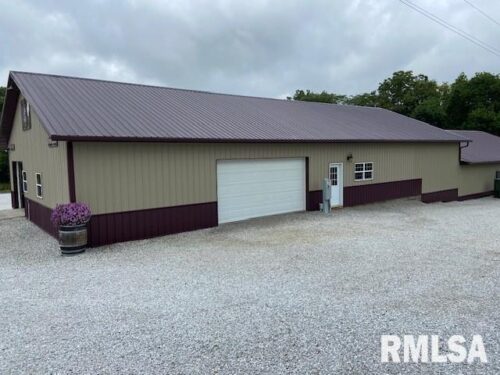 2142 N Hancock County Road, Nauvoo, IL