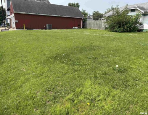 1106 S 8TH Street, Clinton, IA