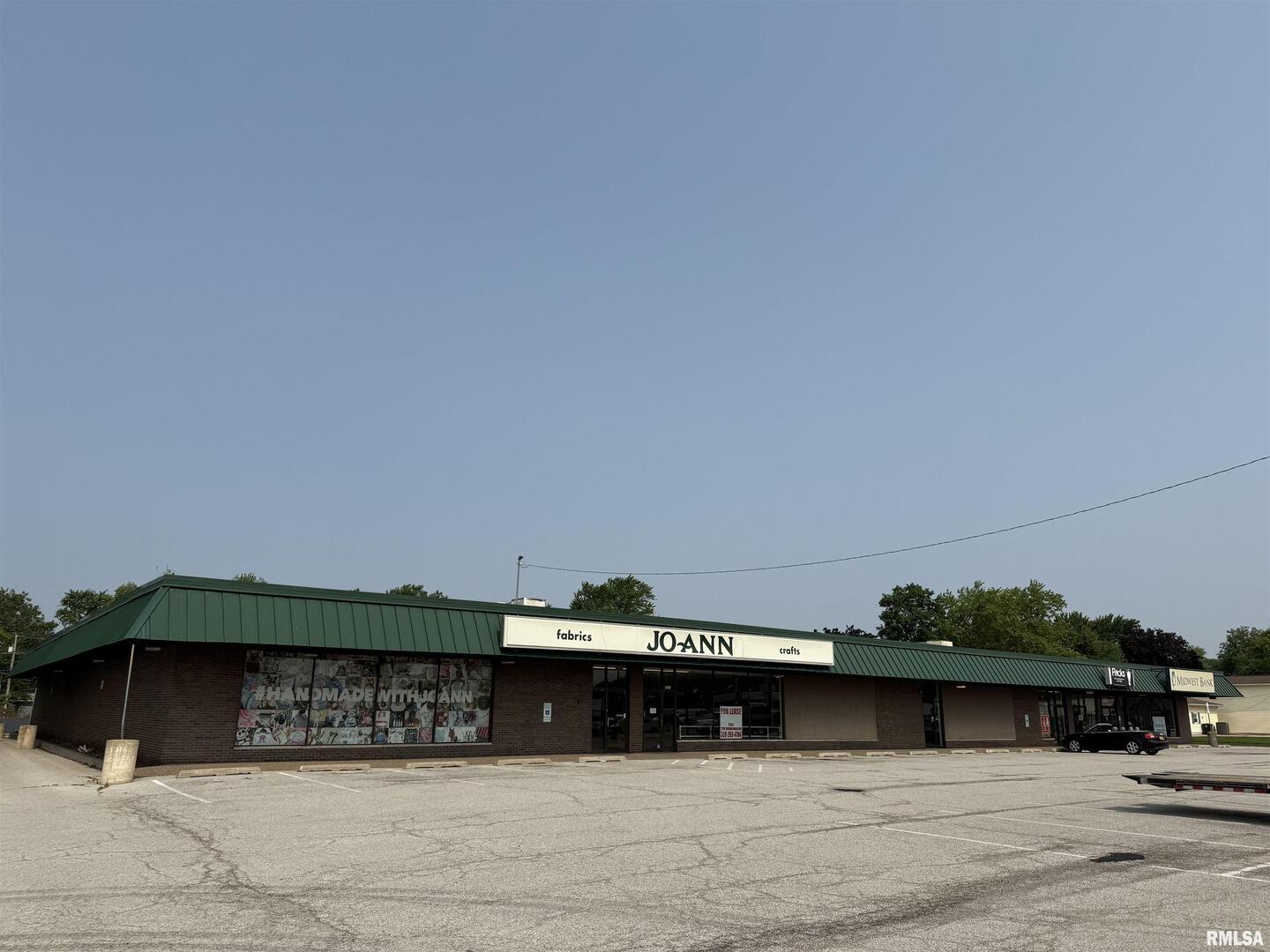 3911 16TH Street, Moline, IL