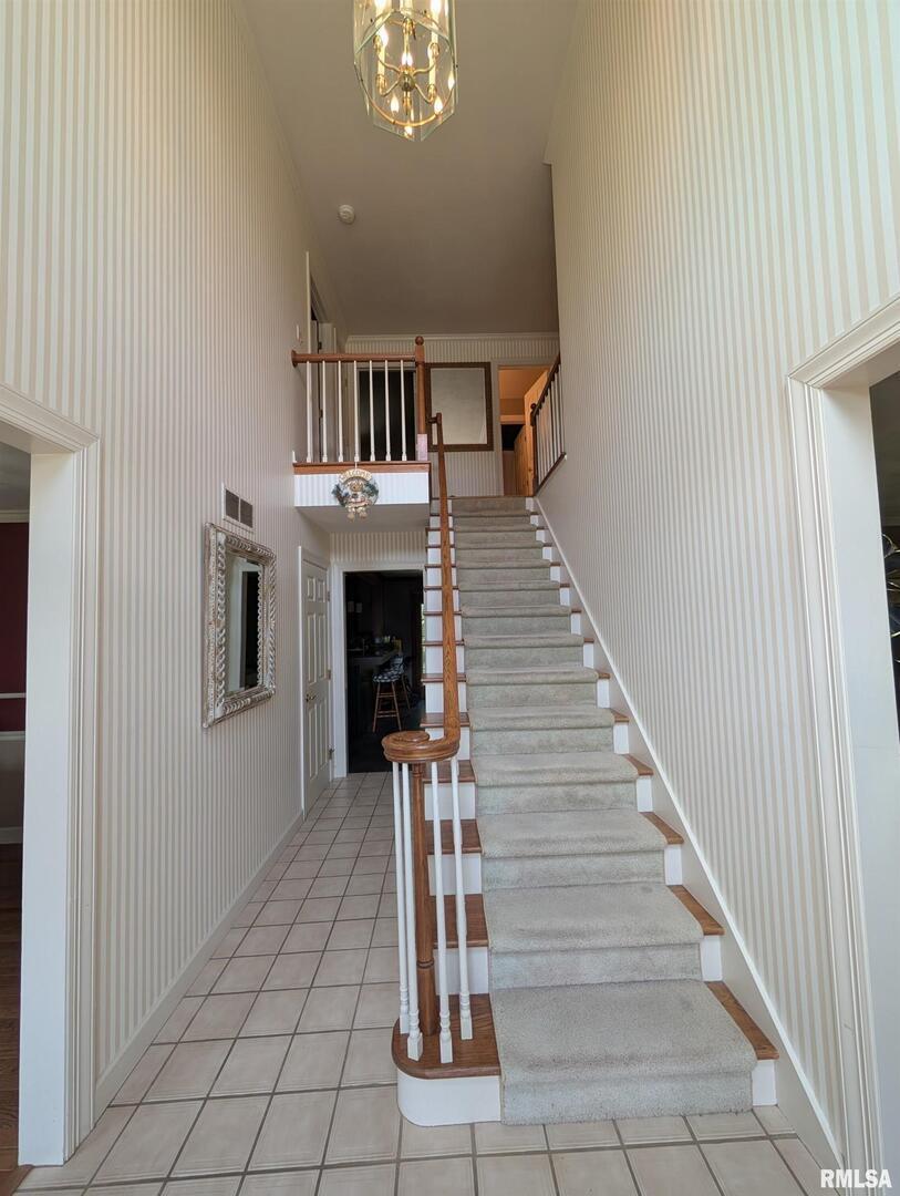 1315 W WEXFORD Place, Peoria, IL