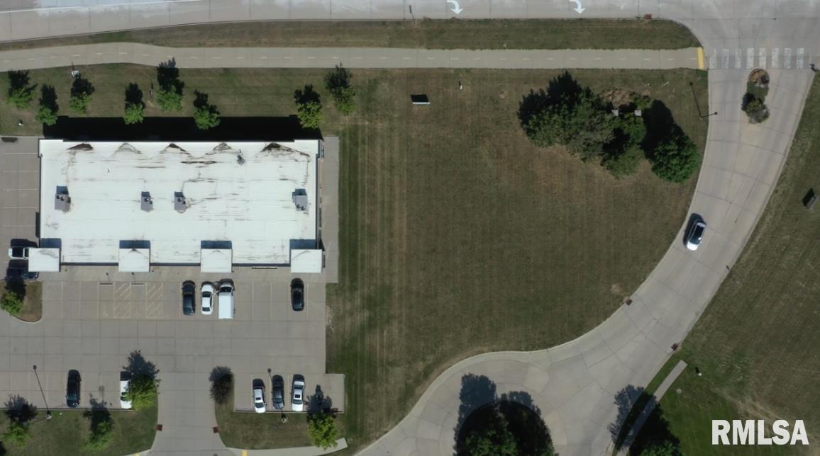 3280 RIDGE Point #BLDG2, Bettendorf, IA