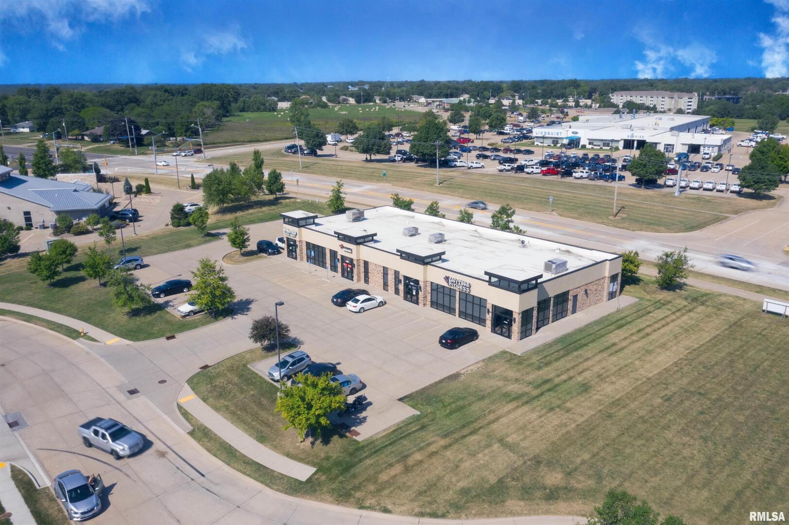 3280 RIDGE Point #BLDG2, Bettendorf, IA