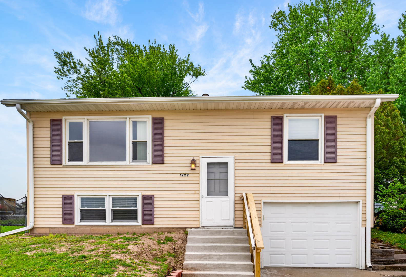 1229 13TH Avenue, Clinton, IA
