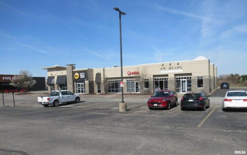 4862 UTICA RIDGE Road, Davenport, IA