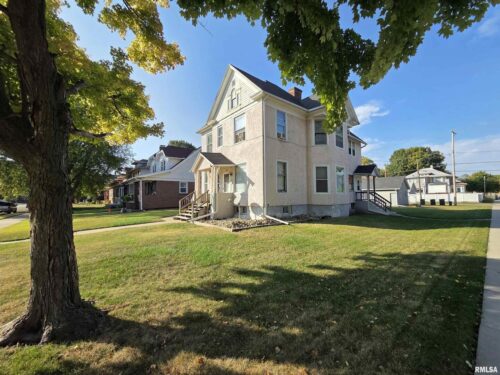 800 6th Avenue, Clinton, IA