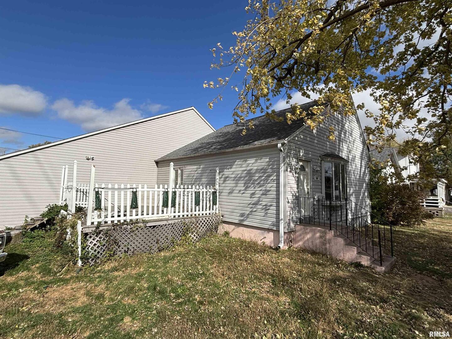 560 S 4TH Avenue, Clinton, IA
