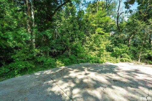 4200 13 Avenue, Moline, IL