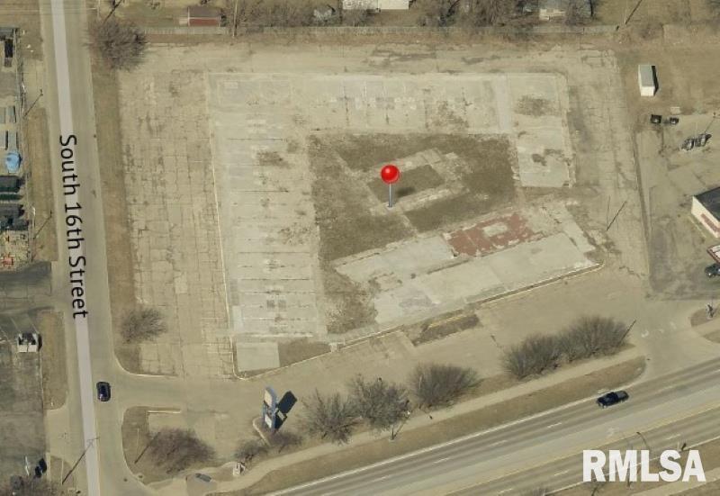 1522 LINCOLNWAY, Clinton, IA