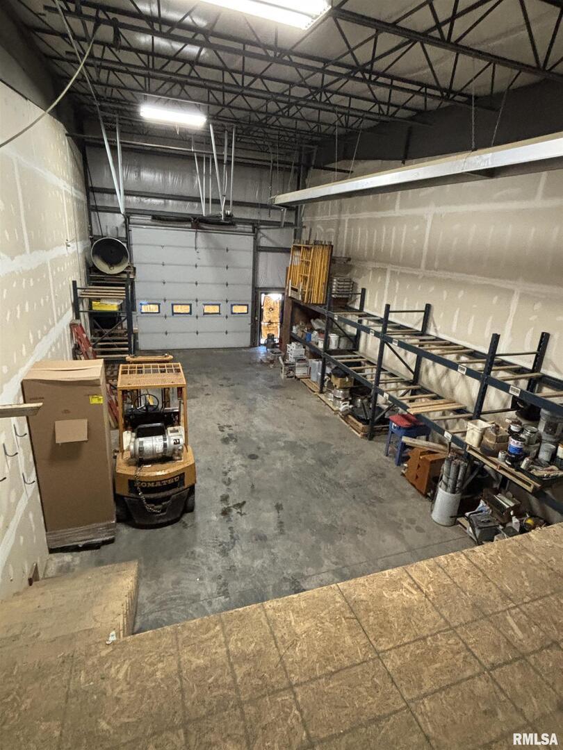 2301 MANUFACTURING Drive #A2, Clinton, IA