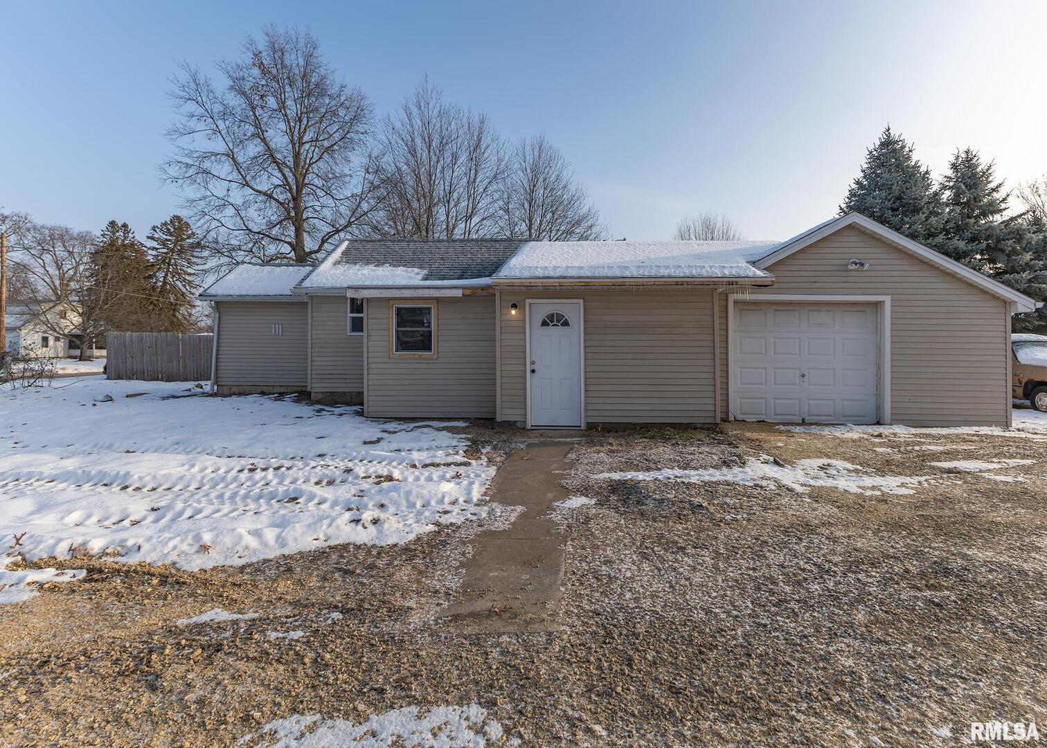 513 3RD Street, Camanche, IA