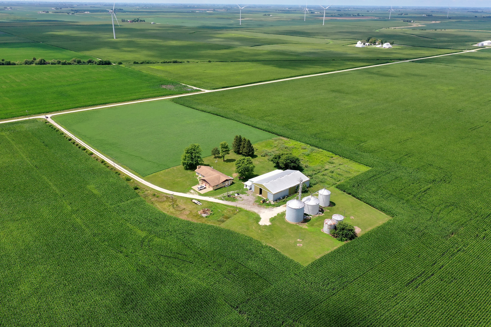 3740 N 1300 East Road, Kempton, IL