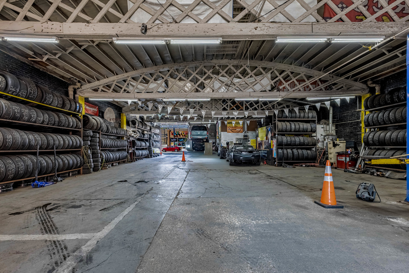 2447 S Pulaski Road, Chicago, IL