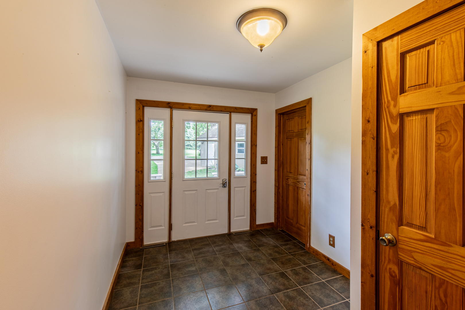 2445 Ridgefield Road, Princeton, IL