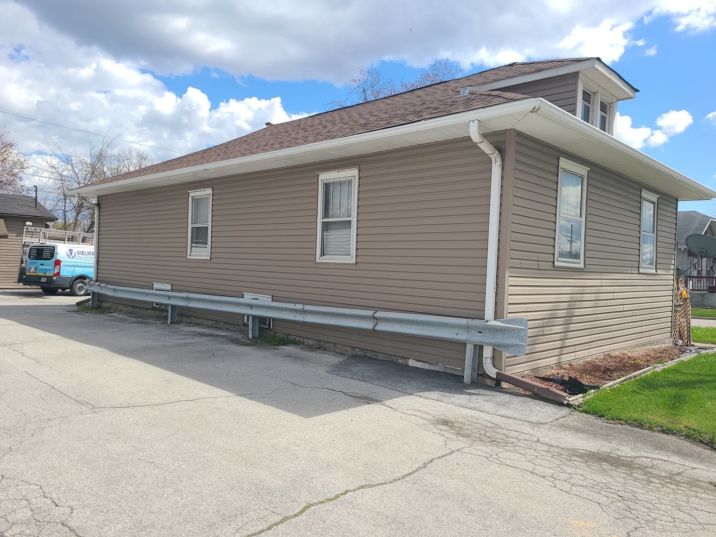 3121 Chicago Road, Steger, IL