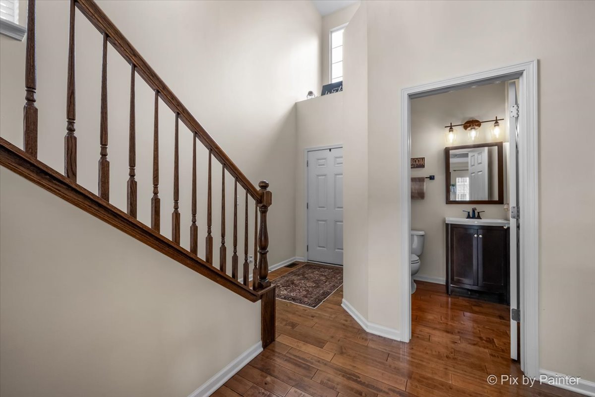 1260 West Lake Drive, Cary, IL