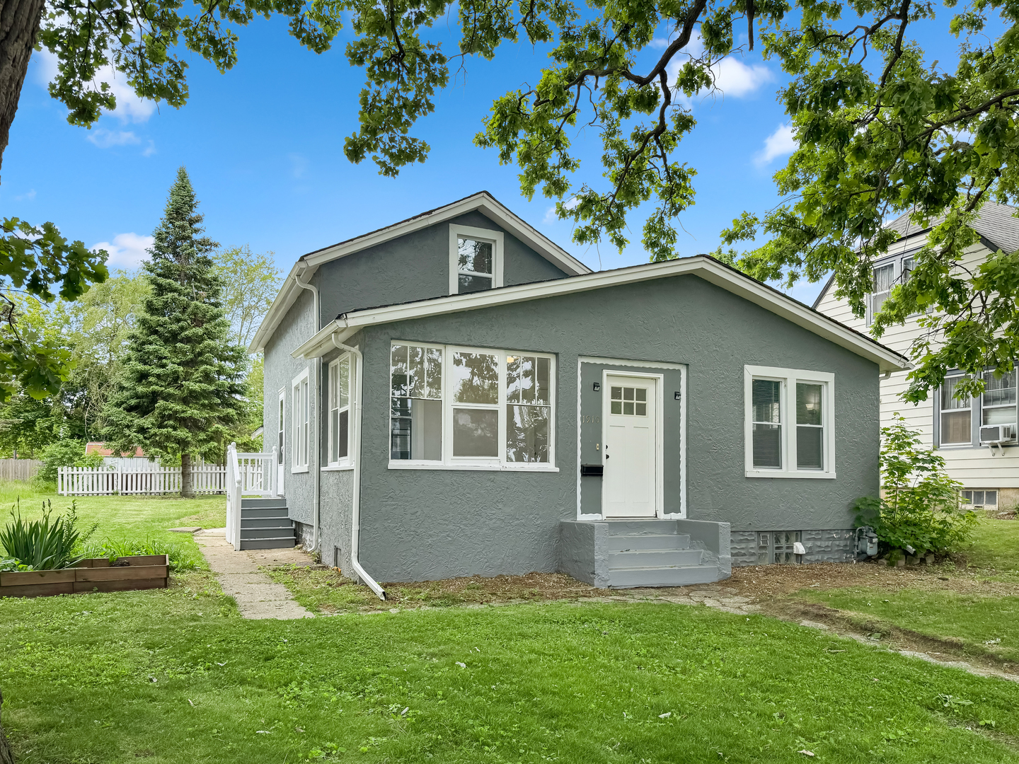 1910 Elim Avenue, Zion, IL