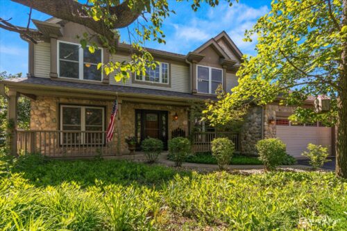 158 Edgewater Lane, Sugar Grove, IL