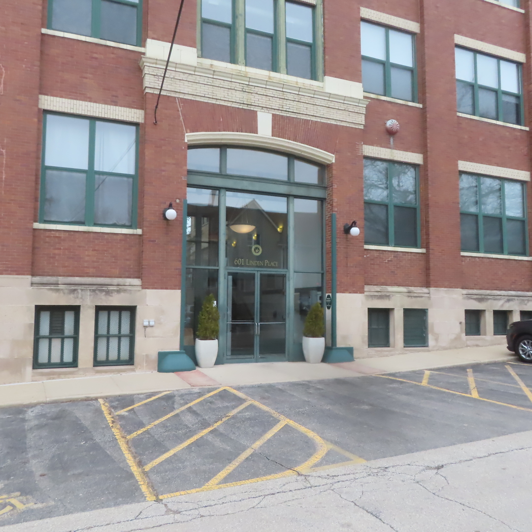 601 Linden Place #311, Evanston, IL
