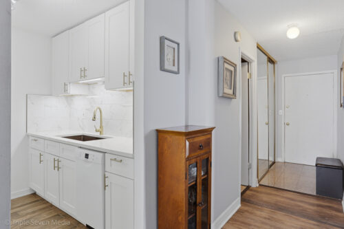 1043 S York Road #402, Bensenville, IL