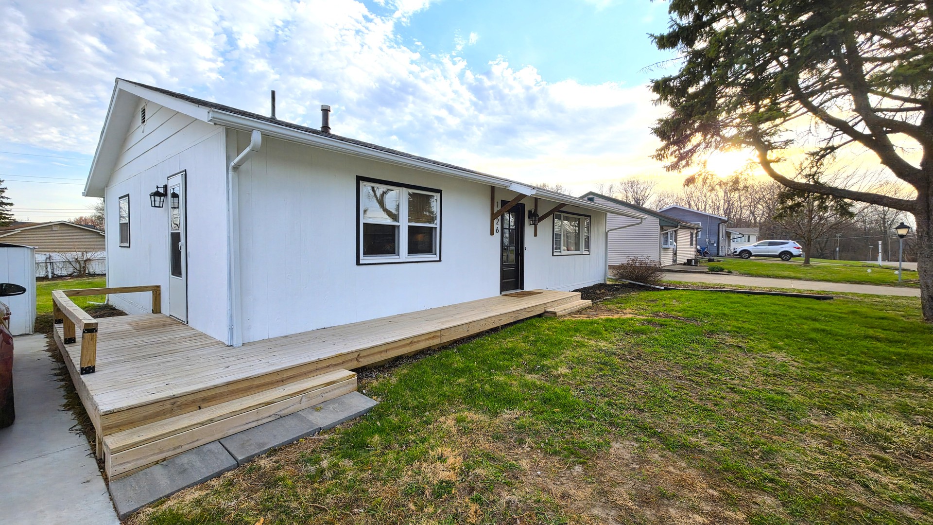 1426 Davenport Street, Leclaire, IA