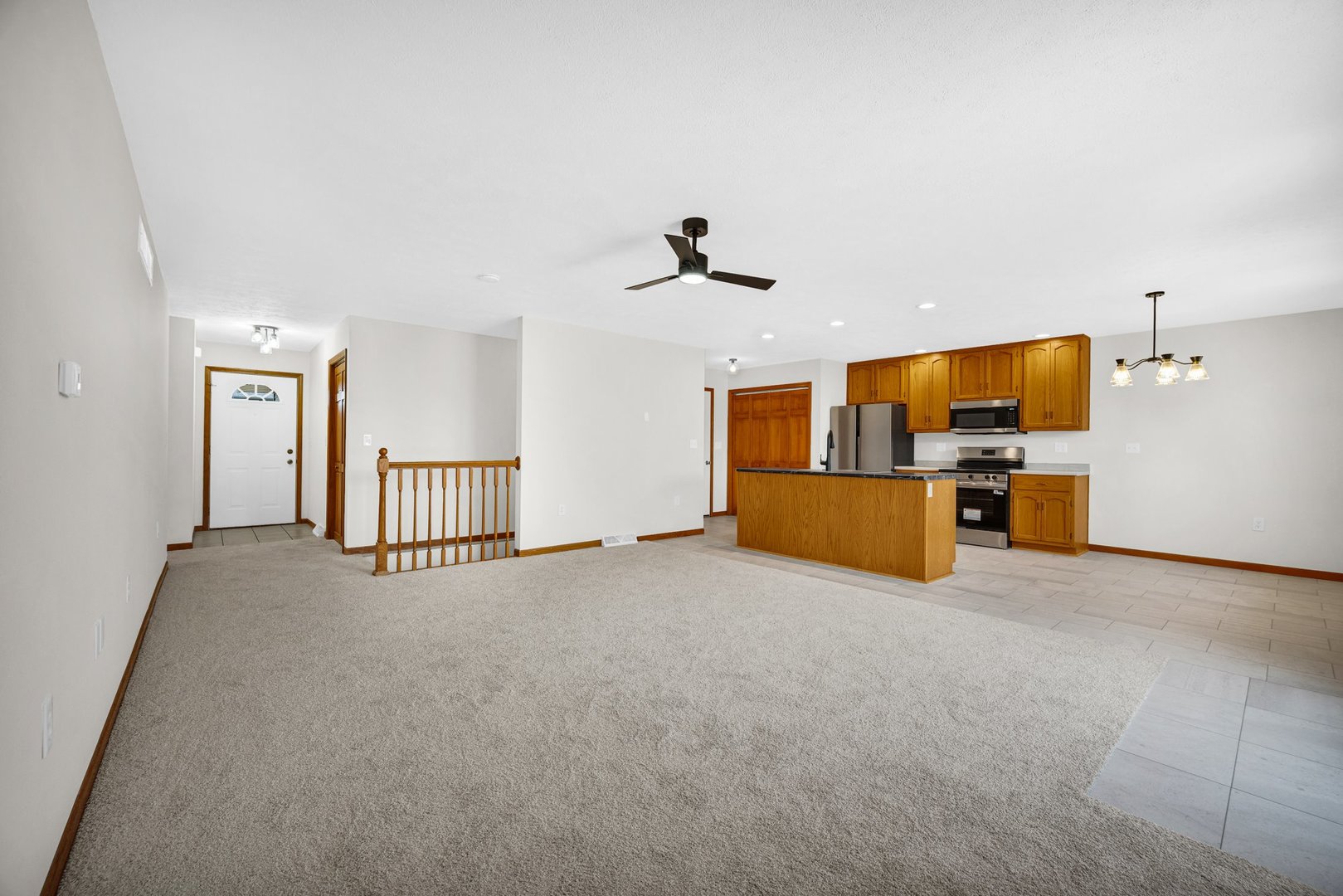 109 E Lake Court #B, Atlanta, IL