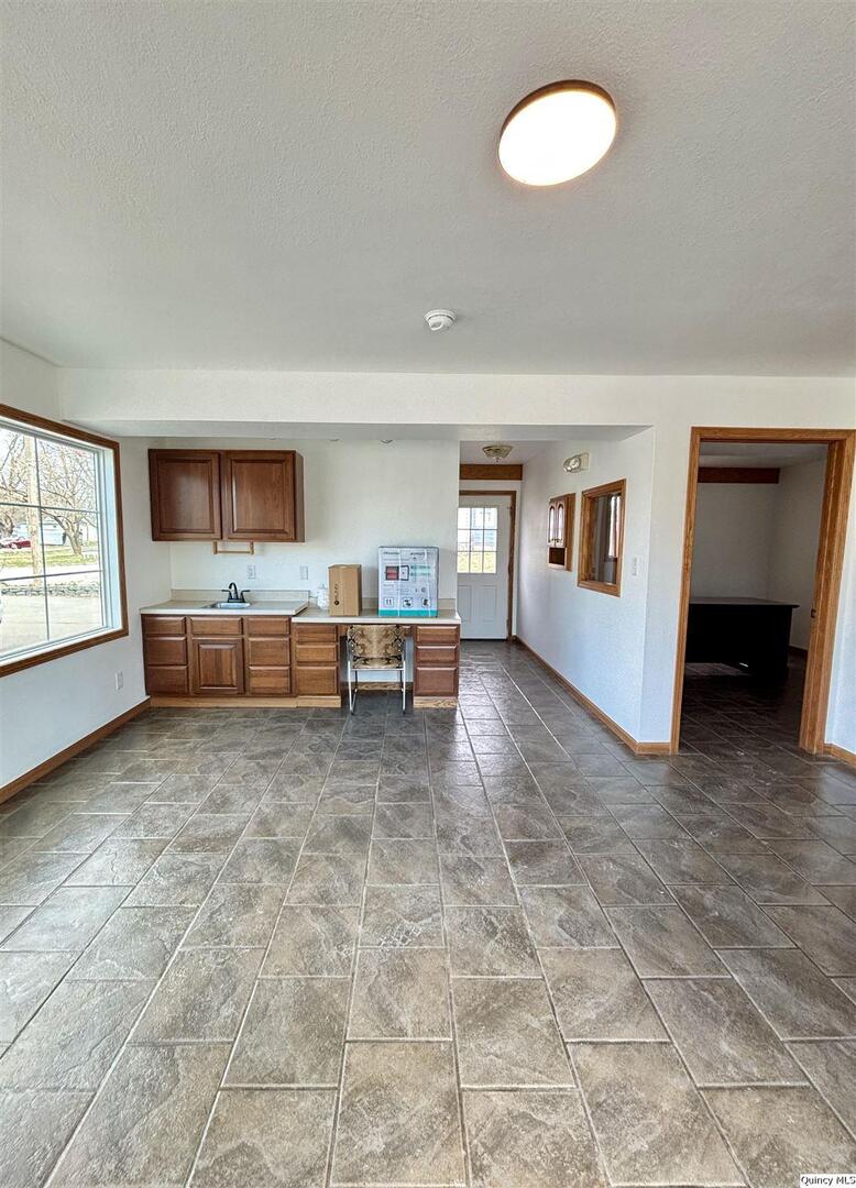 202 N Scofield, Carthage, IL