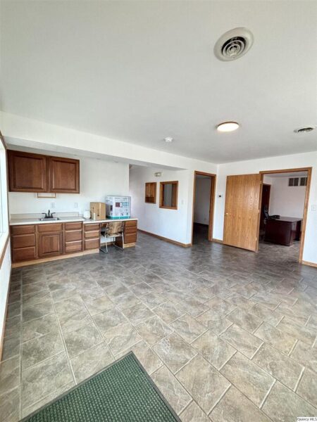 202 N Scofield, Carthage, IL