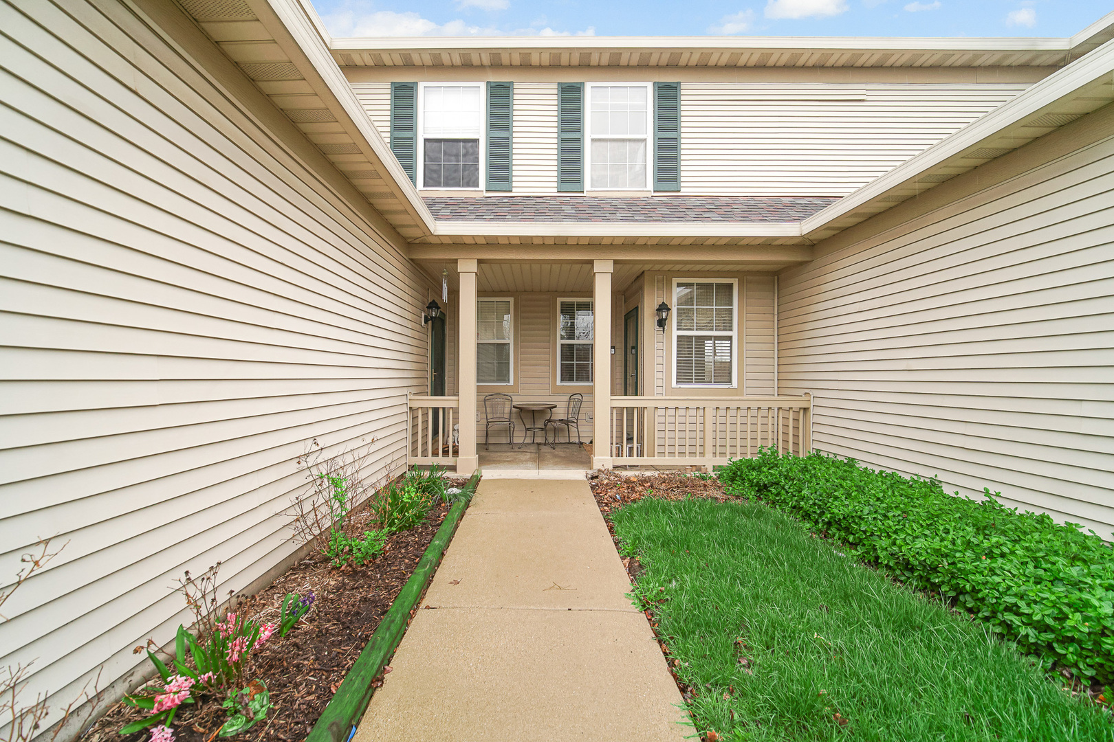 1882 N Wentworth Circle, Romeoville, IL