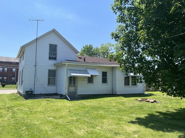610 W Central Boulevard, Kewanee, IL