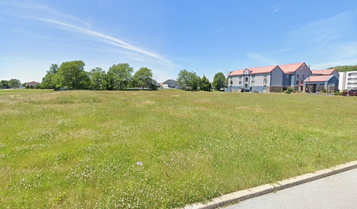 2215 Bensley Avenue, Lansing, IL