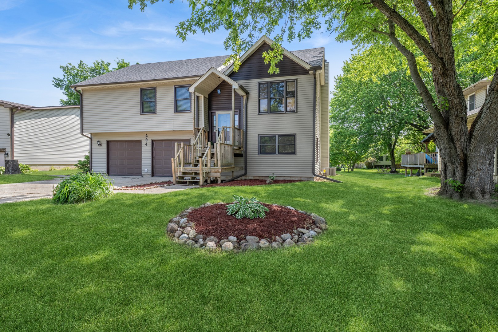 204 Brandywine Drive, Poplar Grove, IL