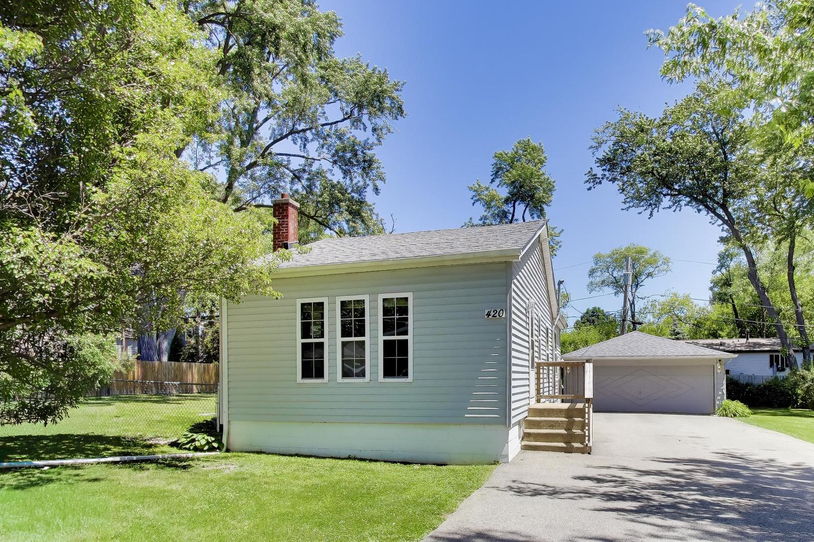 420 Lily Lane, Lakemoor, IL