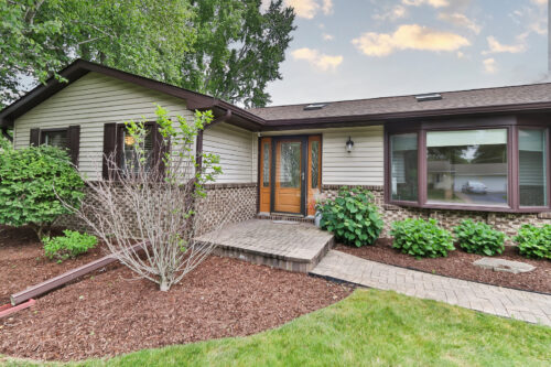 5019 Burman Drive, Crystal Lake, IL