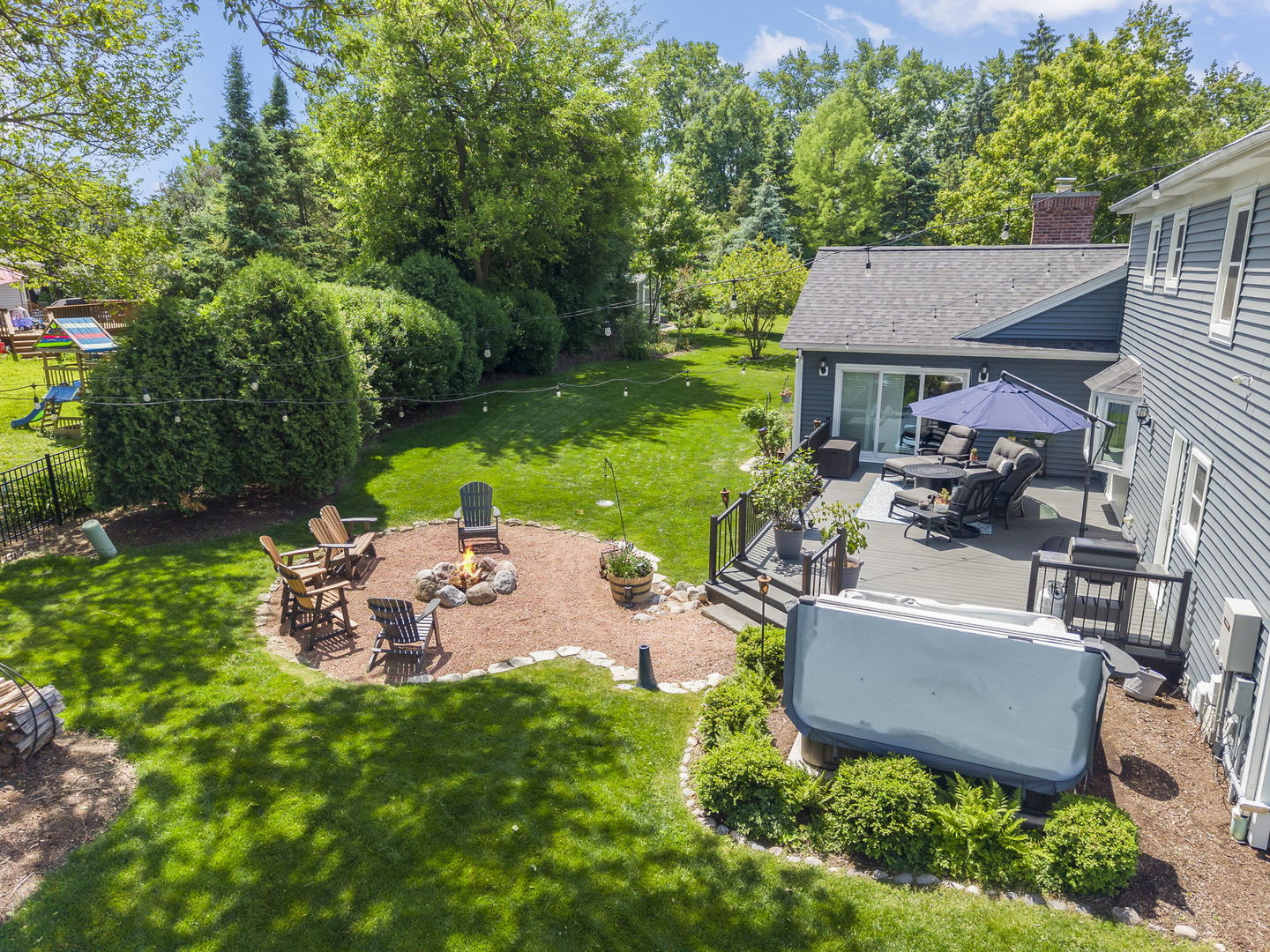 1525 Almond Court, Downers Grove, IL