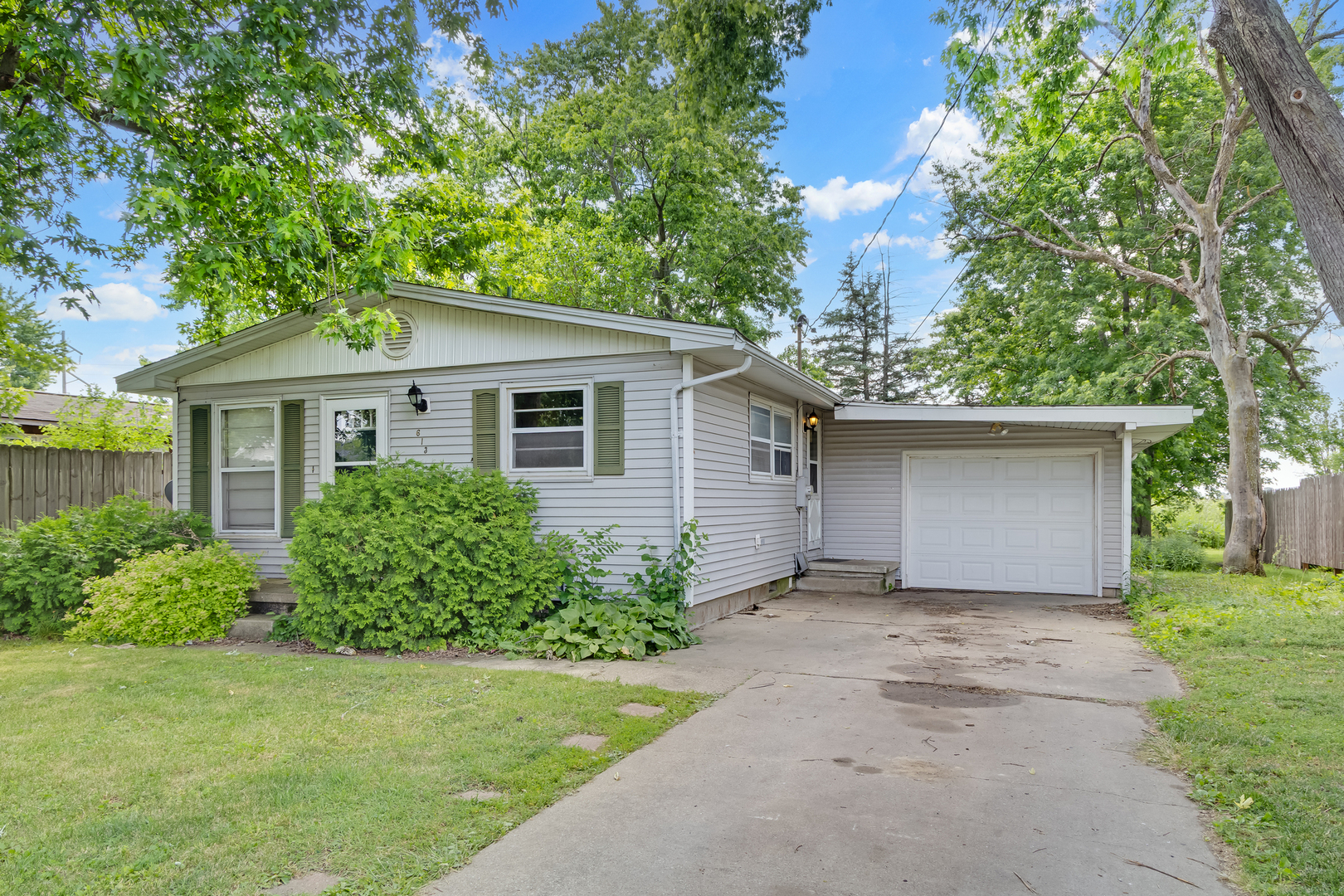 613 N Vorcey Street, Tolono, IL