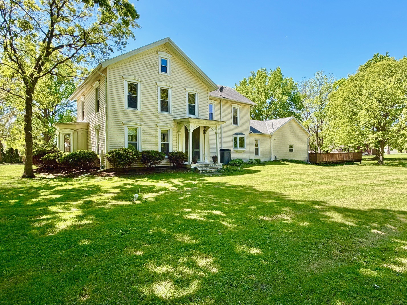 206 S Hawthorne Avenue, Granville, IL