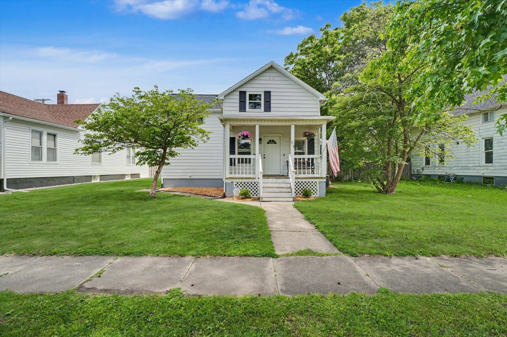 219 E ORLEANS, Paxton, IL