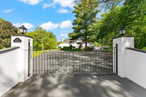 27 Hickory Lane, White Heath, IL