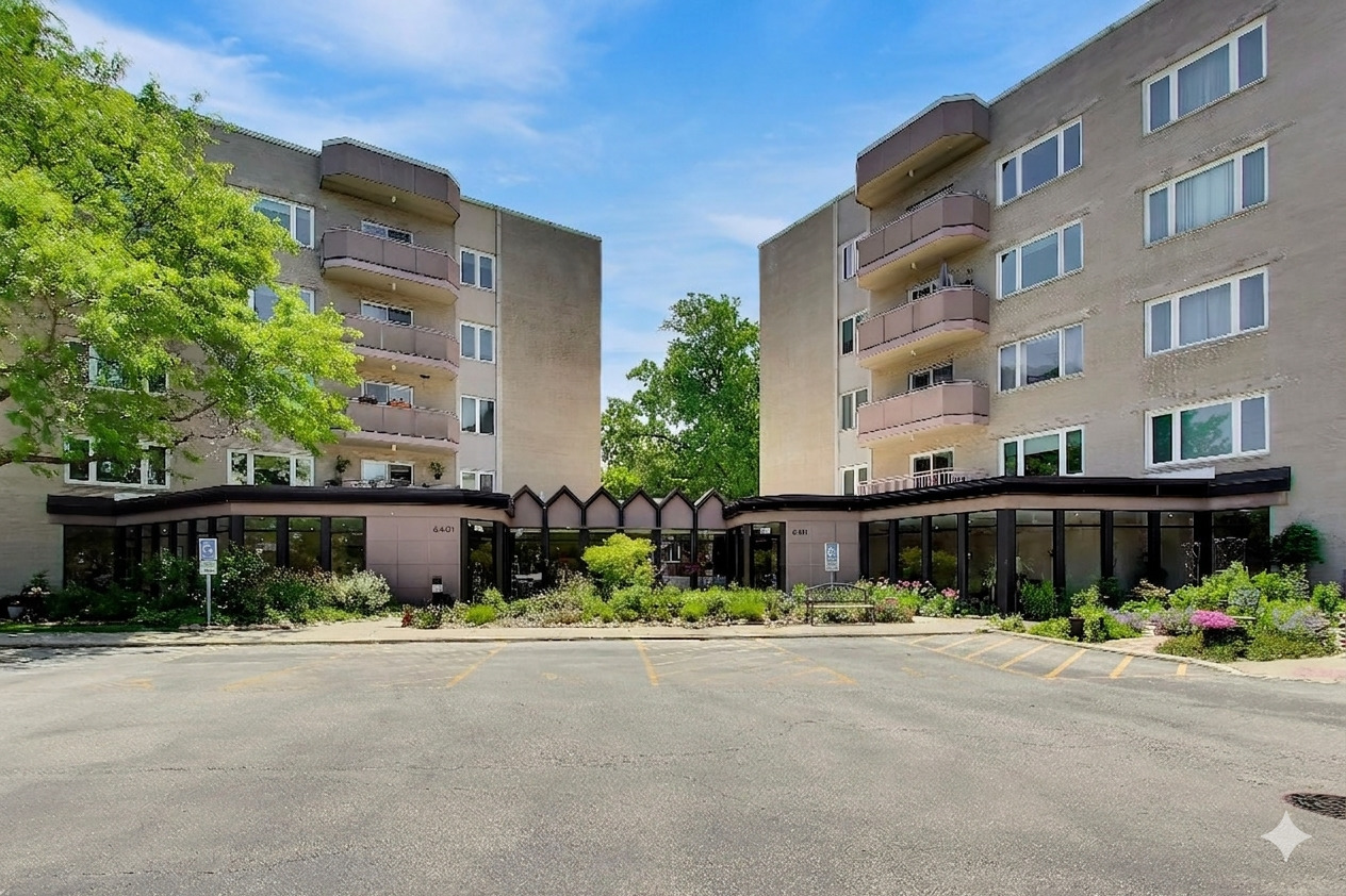 6411 Lincoln Avenue #303, Morton Grove, IL