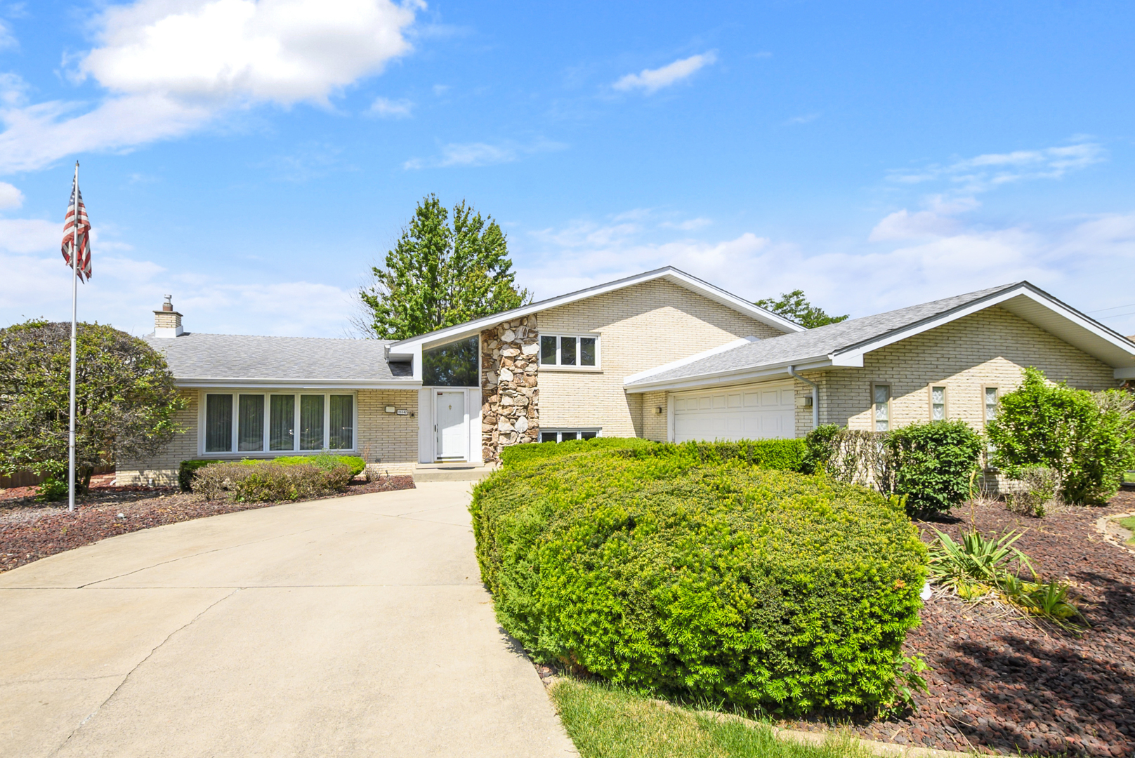 15542 Narcissus Lane, Orland Park, IL